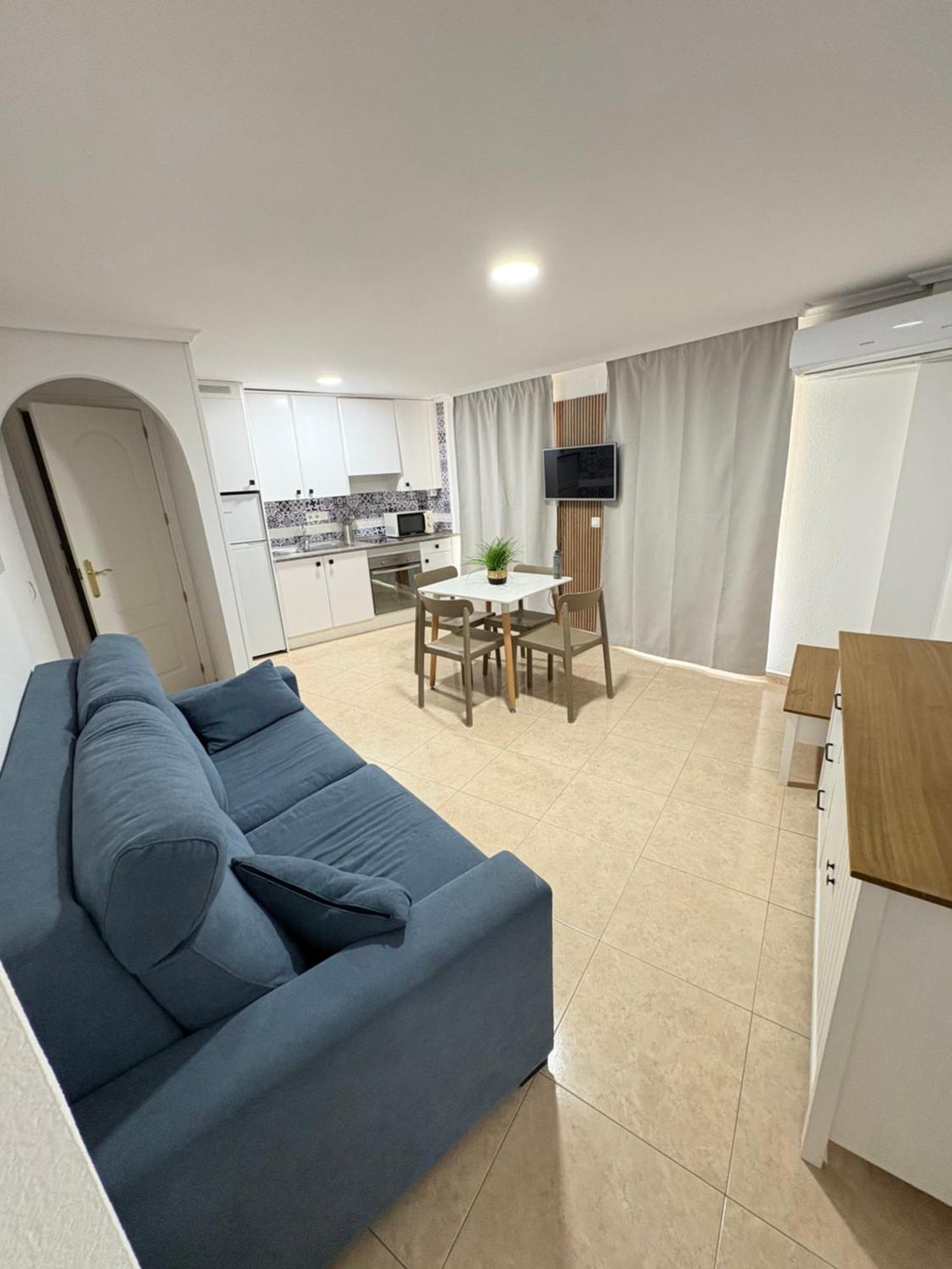 Apartamentos Carmela Бенидорм Экстерьер фото