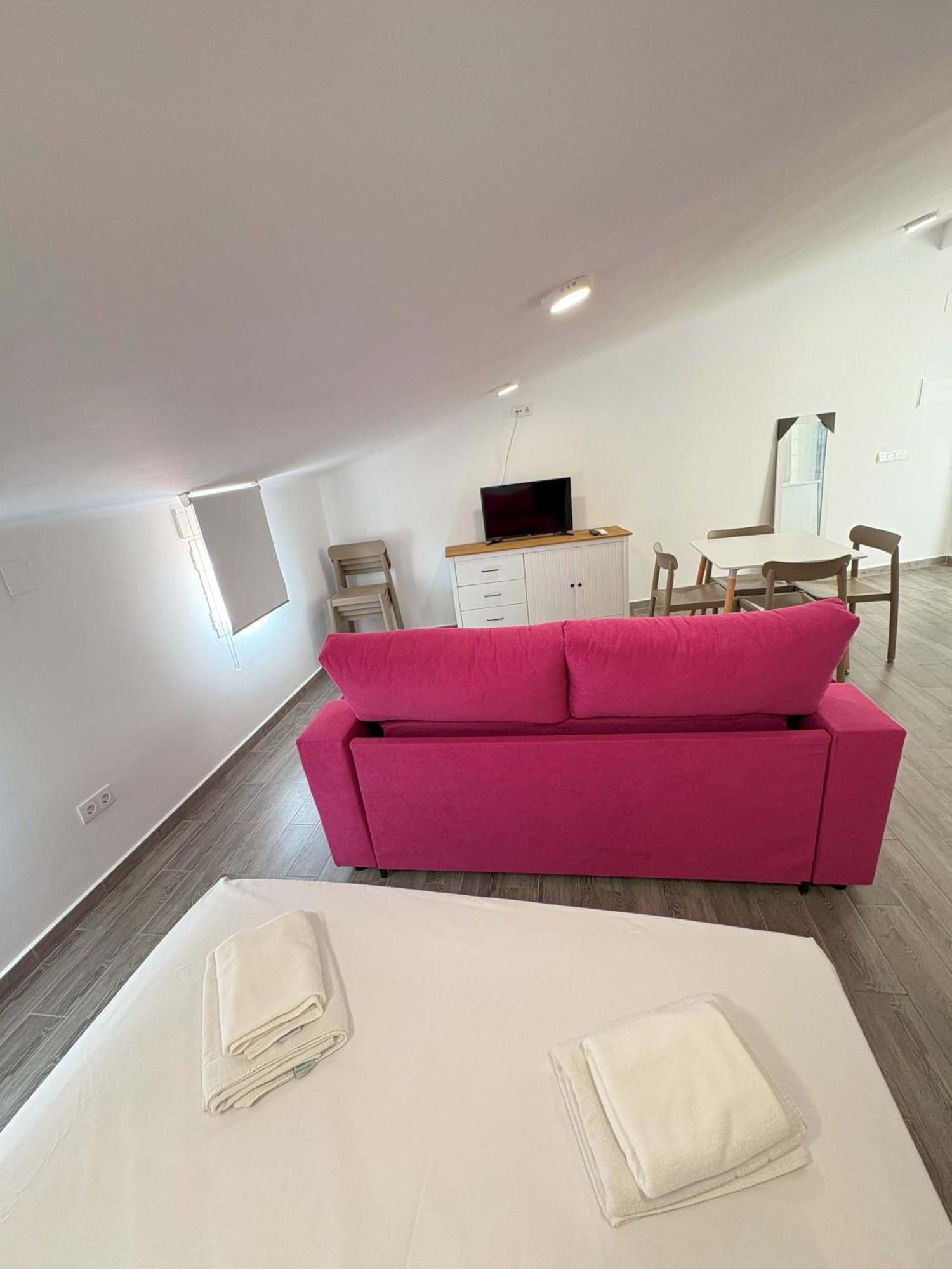 Apartamentos Carmela Бенидорм Экстерьер фото