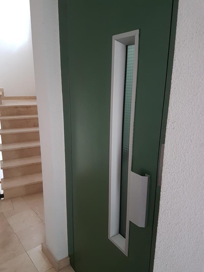 Apartamentos Carmela Бенидорм Экстерьер фото